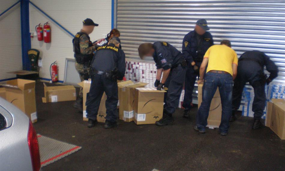 2011-8-17-1440110815_paserak_cigaret (24).jpg